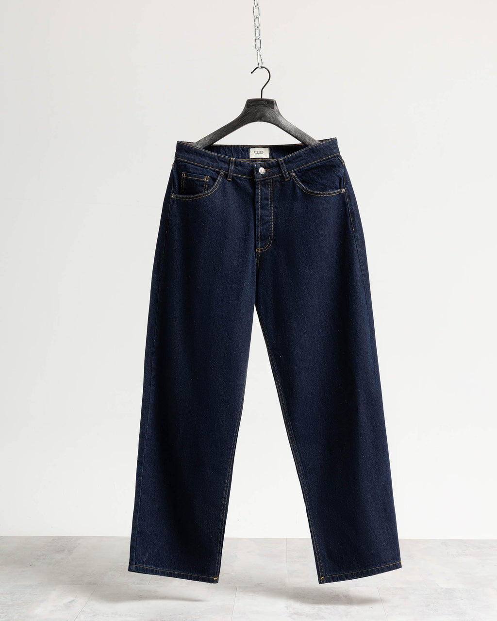 Jeans baggy blu resinato
