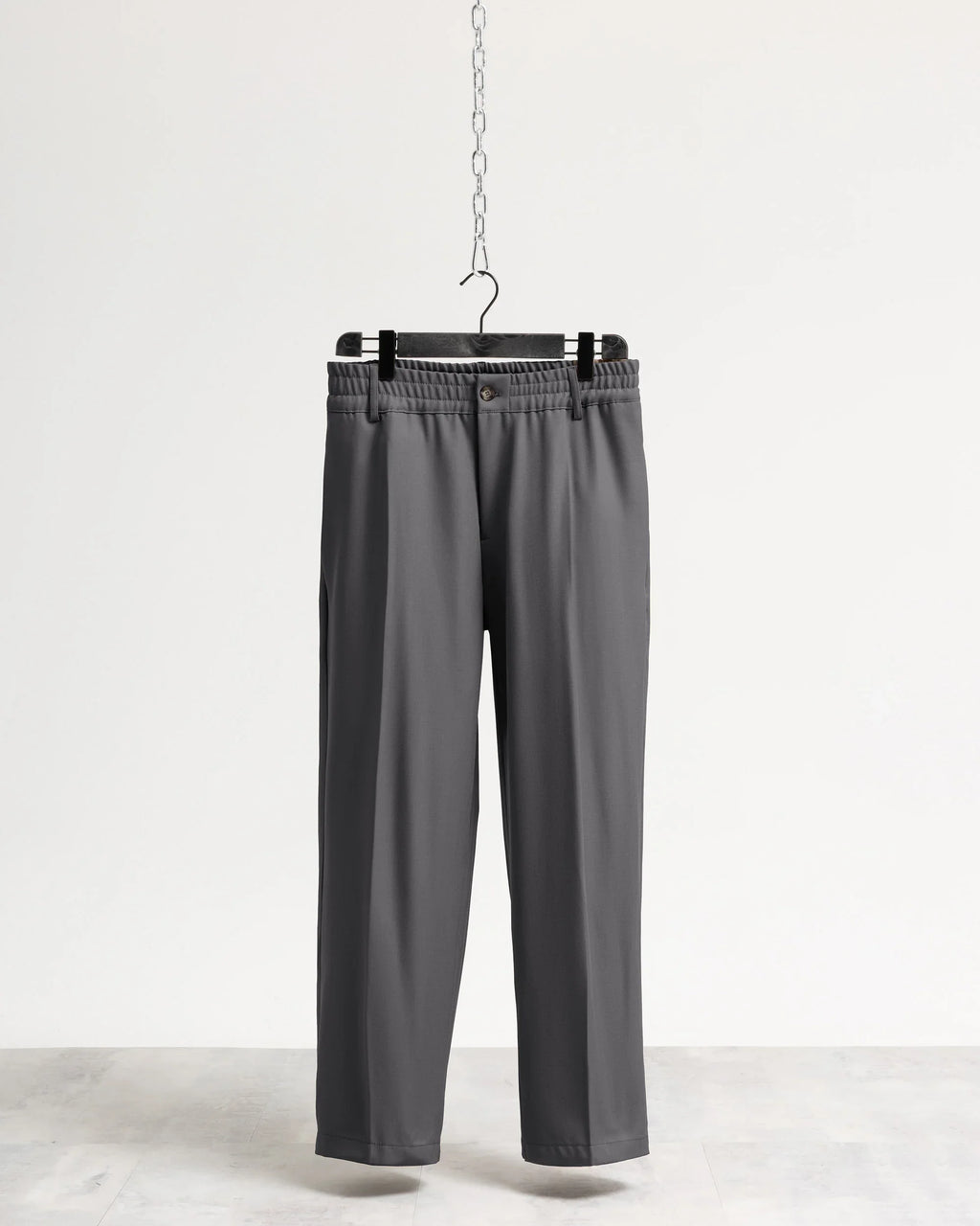 Pantalone fondo ampio tessuto classico