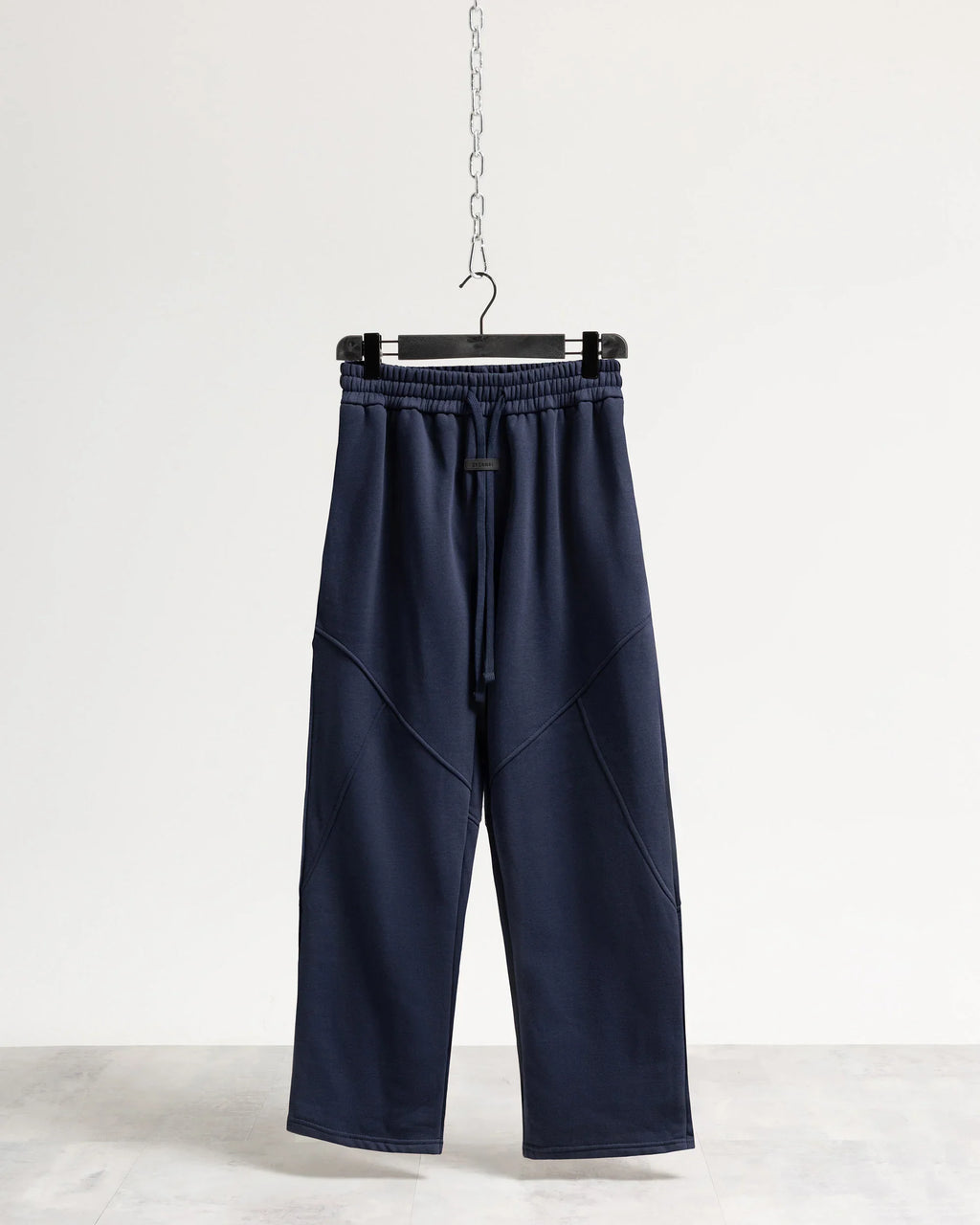 Pantalone tuta fondo ampio