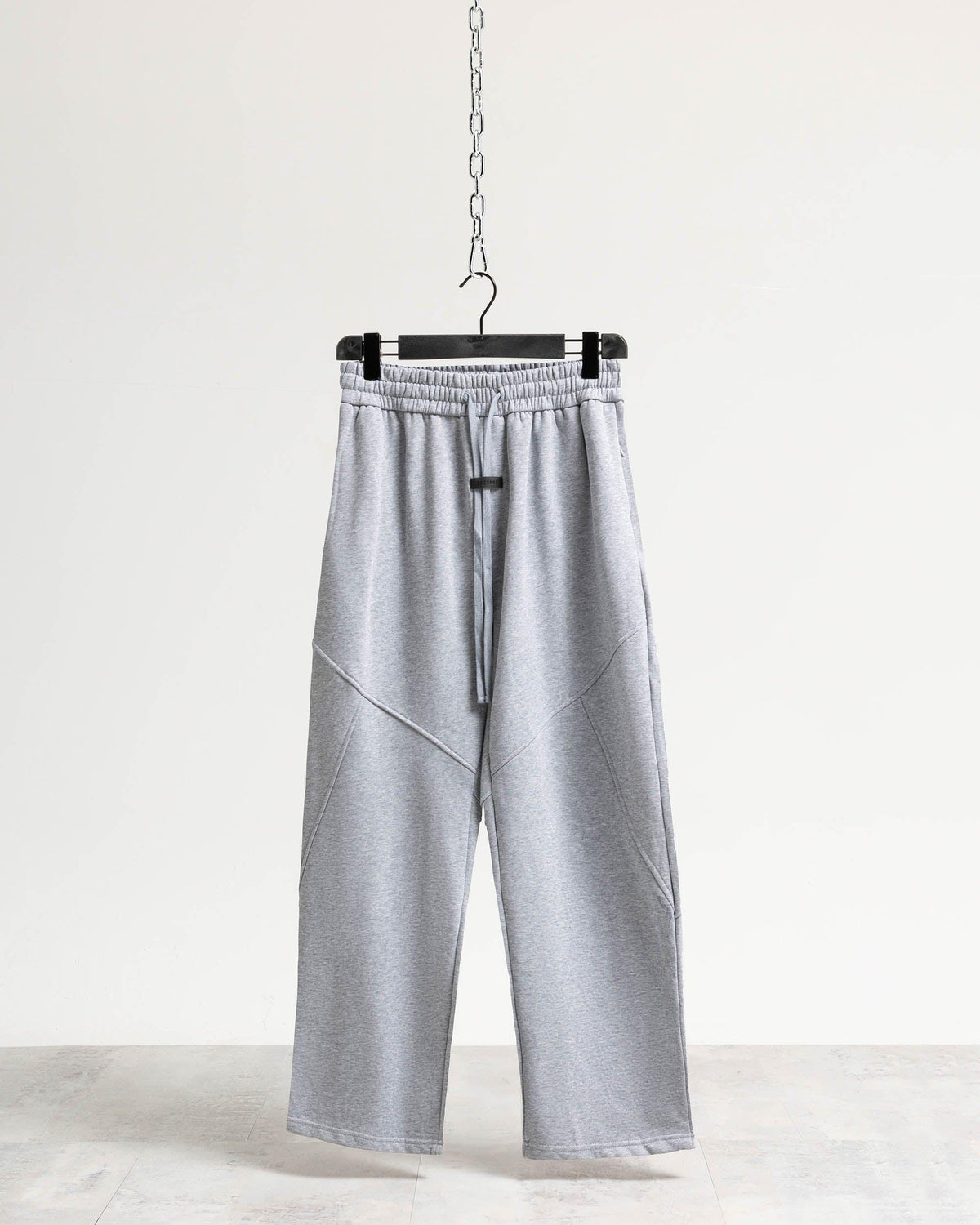 Pantalone tuta fondo ampio