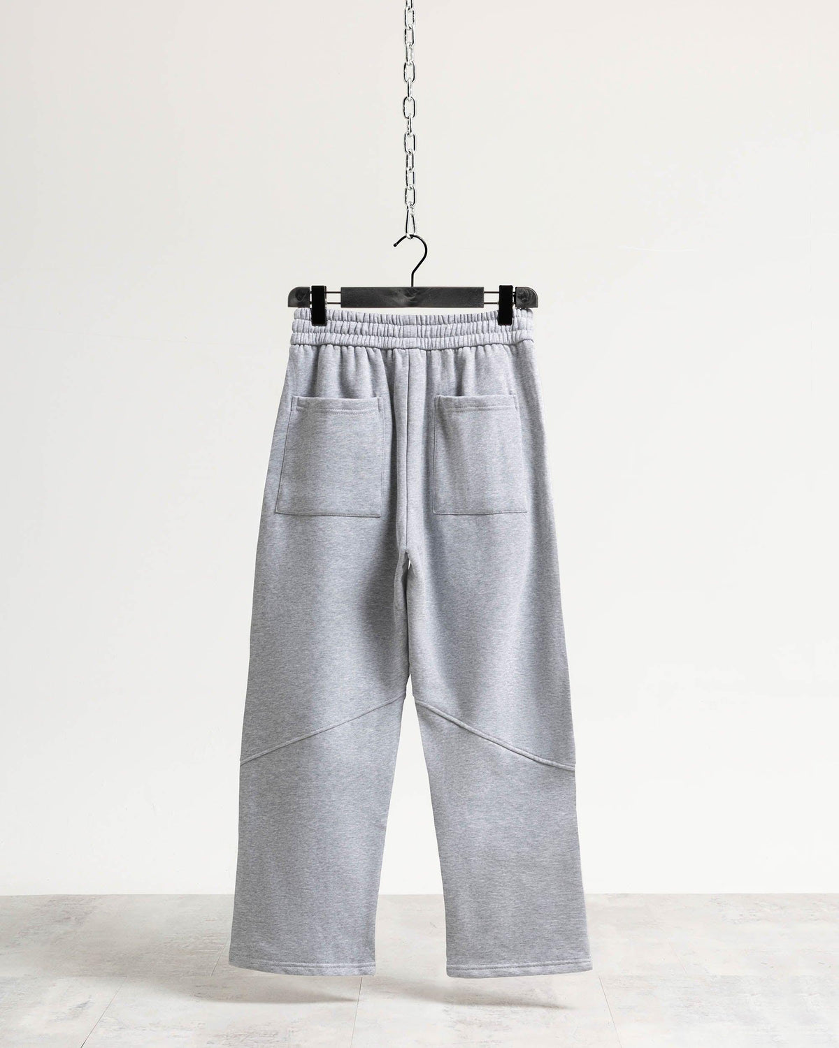 Pantalone tuta fondo ampio