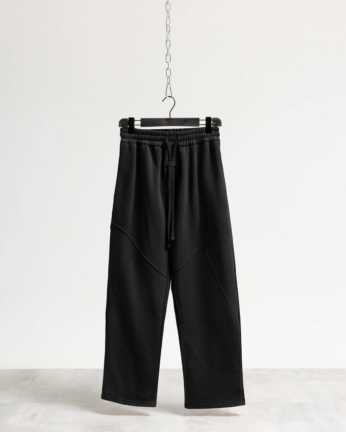 Pantalone tuta fondo ampio