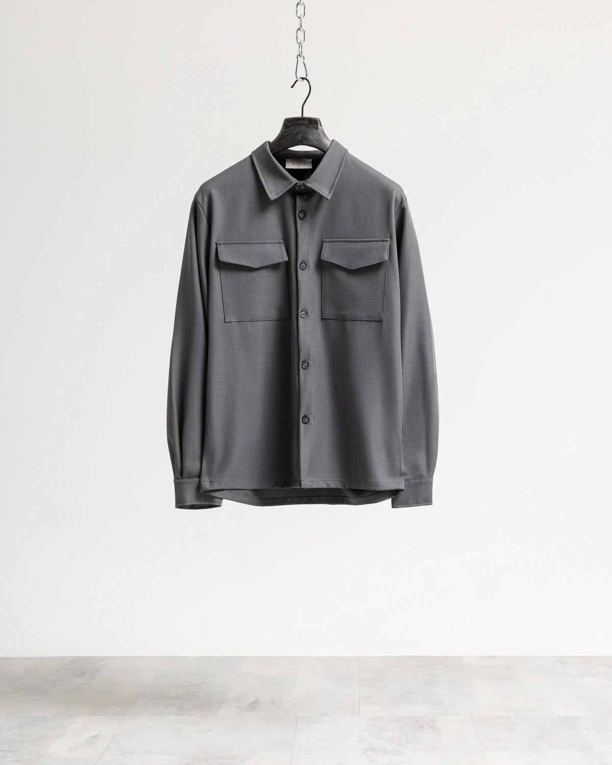 Camicia con tasconi tessuto classico