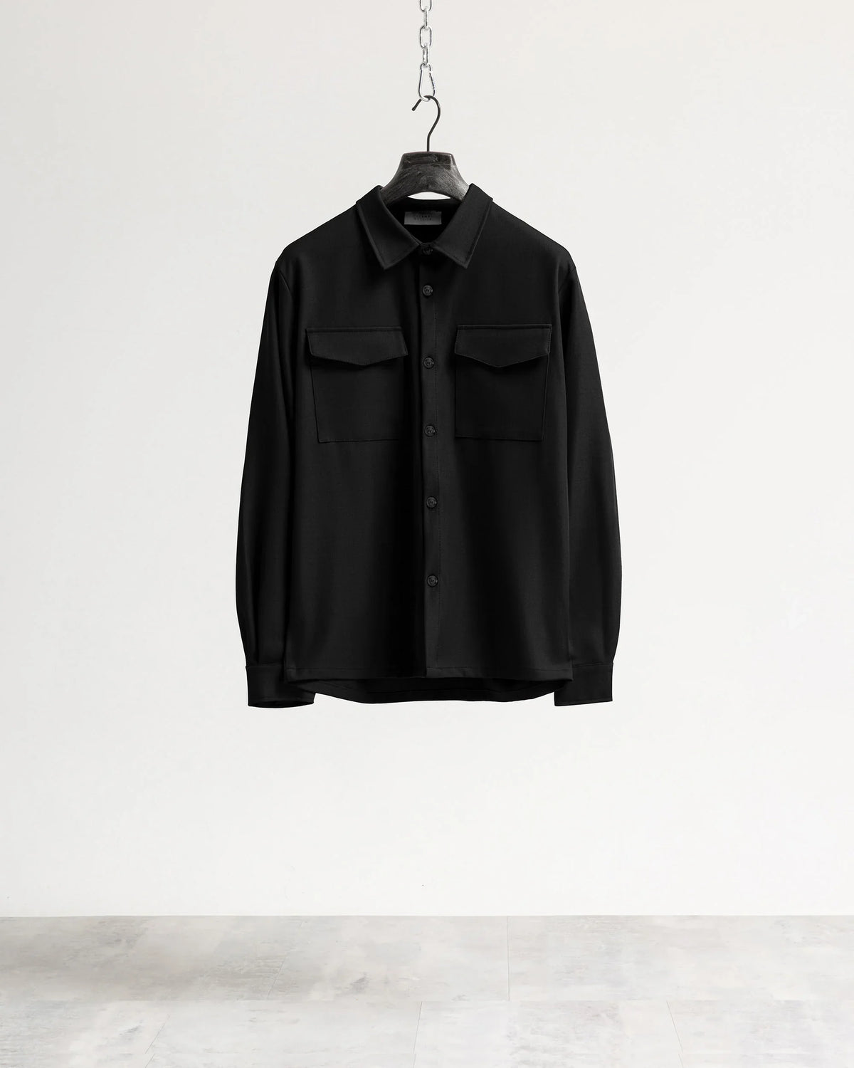 Camicia con tasconi tessuto classico