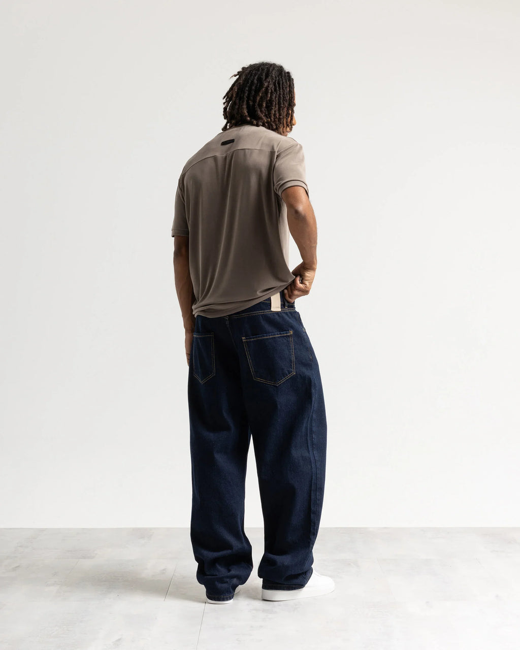 Jeans baggy blu resinato