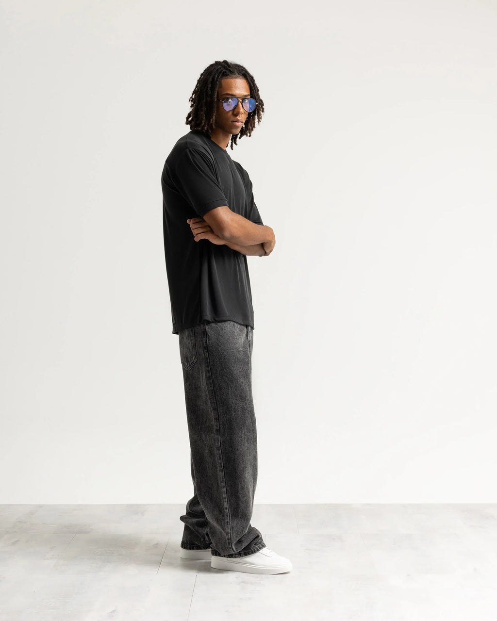 Jeans baggy nero con legature
