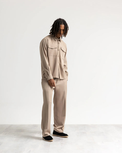 Camicia con tasconi tessuto classico