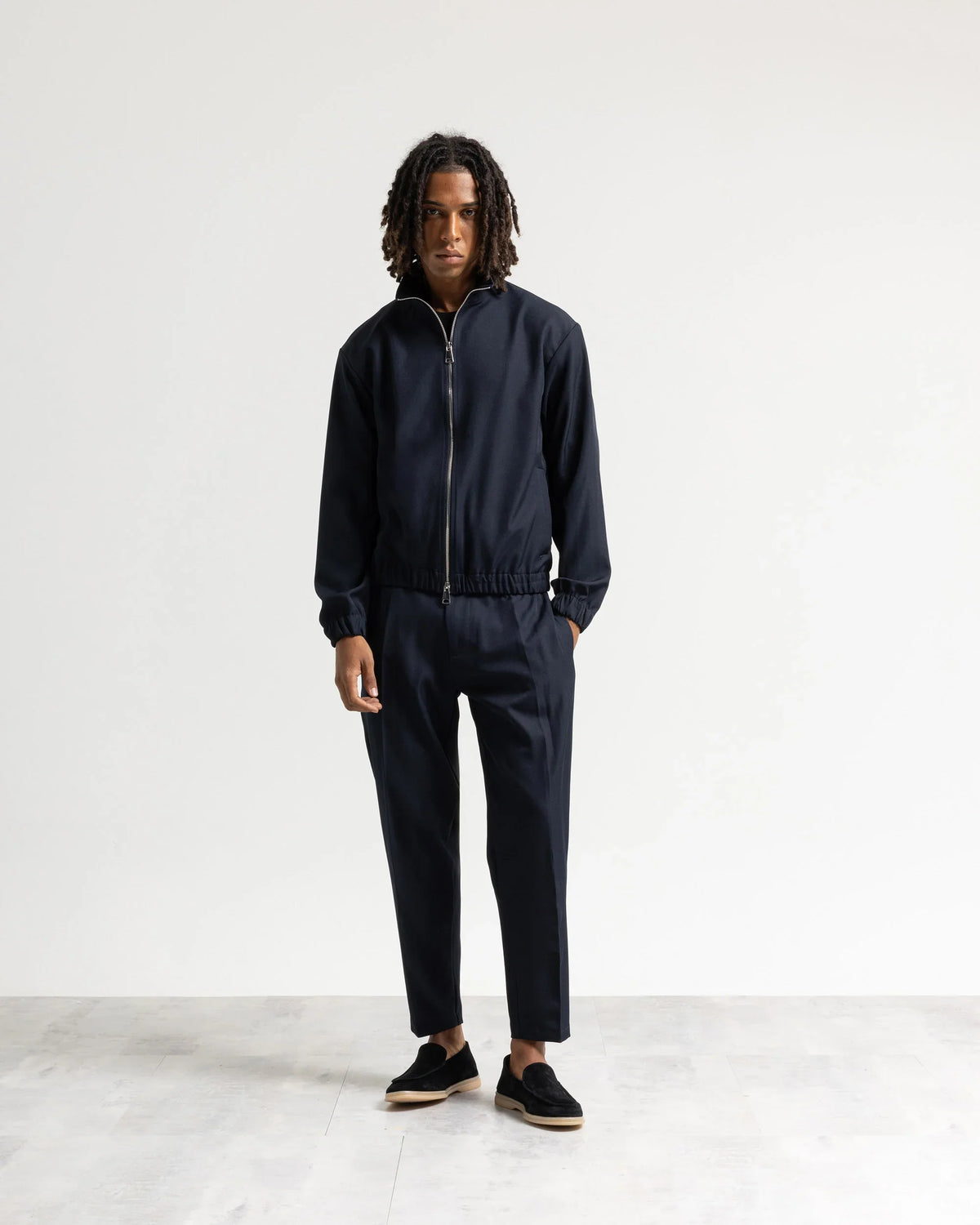 Pantalone regular tessuto classico