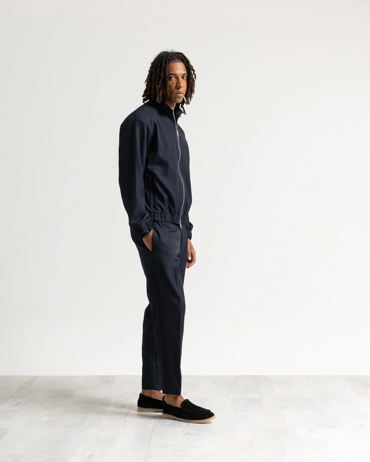 Pantalone regular tessuto classico