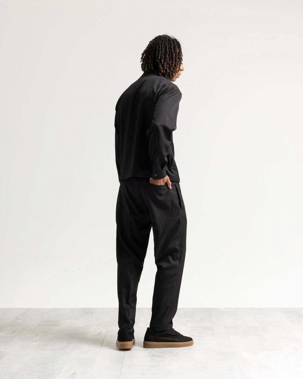 Pantalone regular tessuto classico