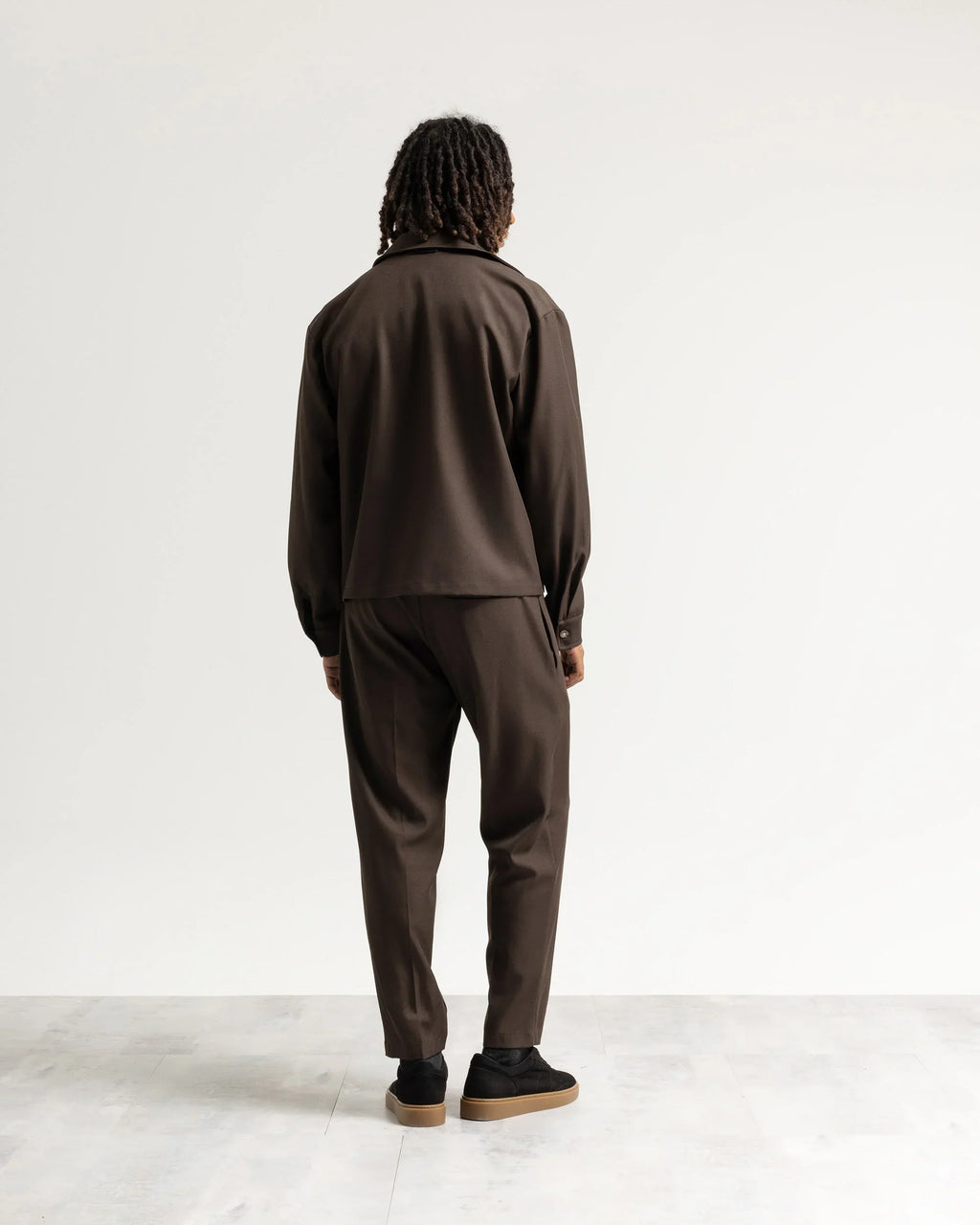 Pantalone regular tessuto classico