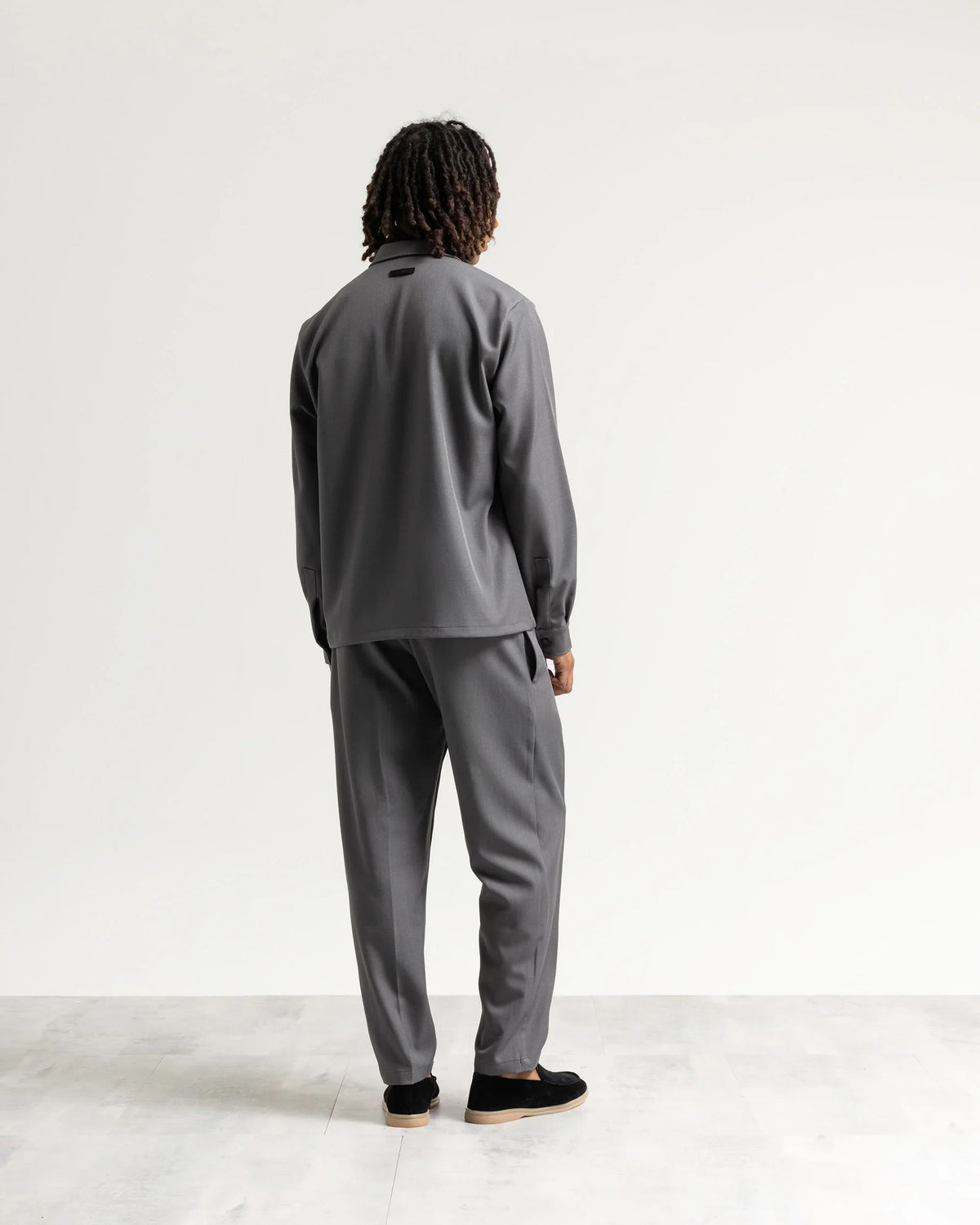 Pantalone regular tessuto classico